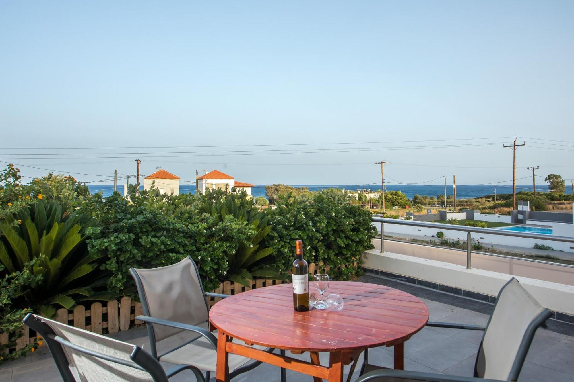 Verona Pool Villa Лакханія Екстер'єр фото