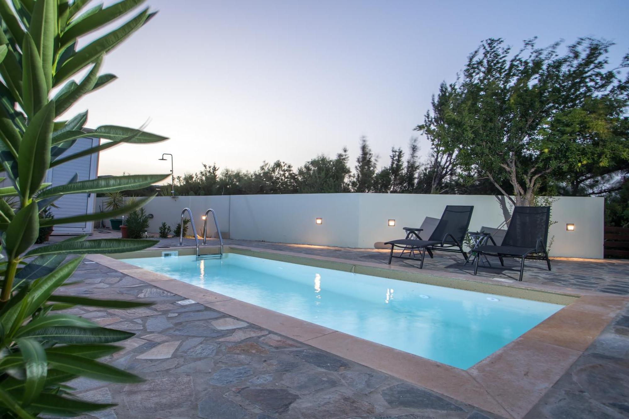 Verona Pool Villa Лакханія Екстер'єр фото